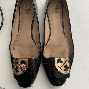 Tory Burch logo square toe 10.5